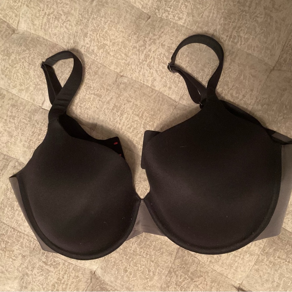 SPANX Black Full Coverage Bra with Molded Cups